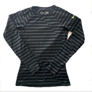 Nike Pro Fitted Dri-Fit Thermal Long Sleeve Small
